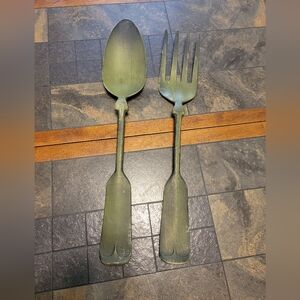 Vtg Large Metal Fork &‎ Spoon Wall Set Avocado Green 21" Grandma Core MCM
